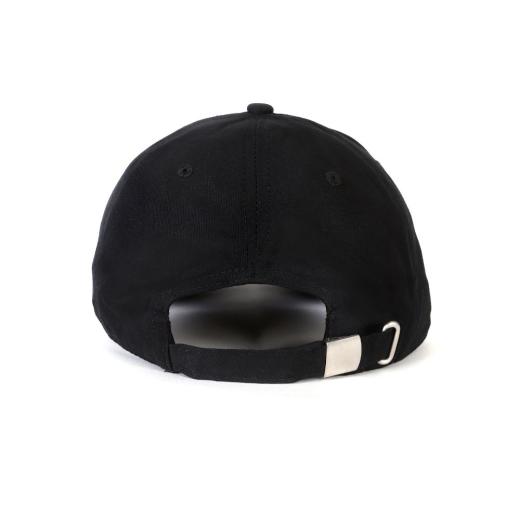 casquette noire