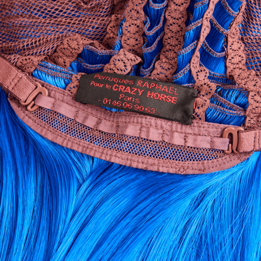 perruque bleu roi 